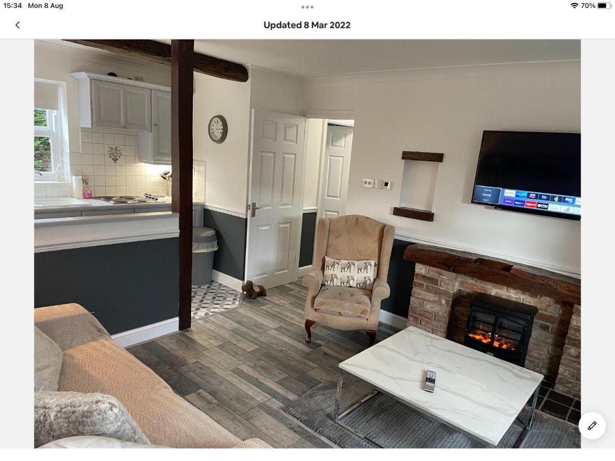 The Hilton Suite Smalley Exterior photo